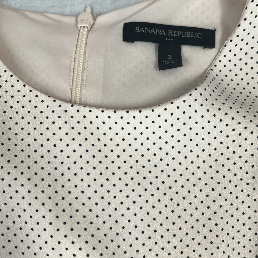 Banana Republic Factory Polka dot dress size 2 - Picture 4 of 6